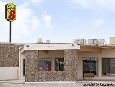 Super 8 By Wyndham Sterling Co Hotel Exterior photo
