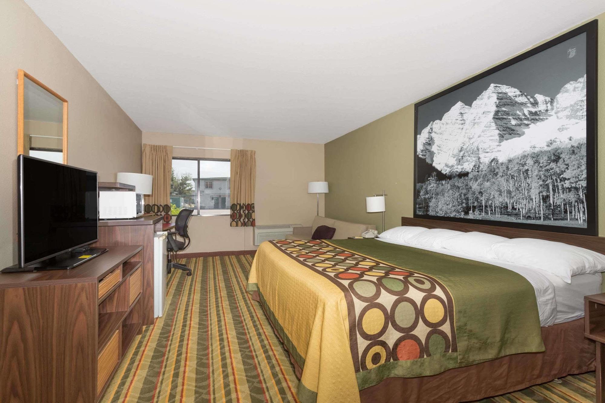 Super 8 By Wyndham Sterling Co Hotel Exterior photo